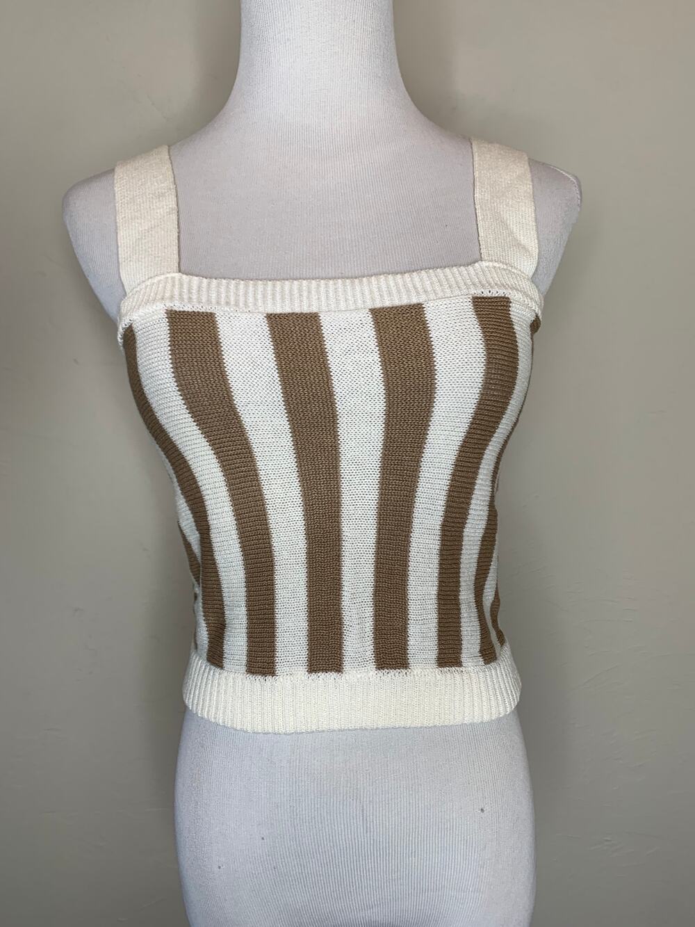 Honey Belle Tan Cream Stripe Camisole Crop Top Sweater Sz Small